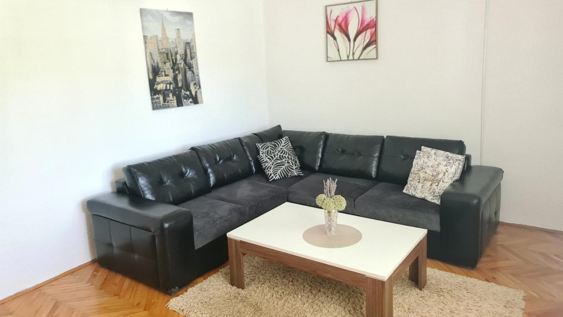 Apartman Stefan 티바트 외부 사진